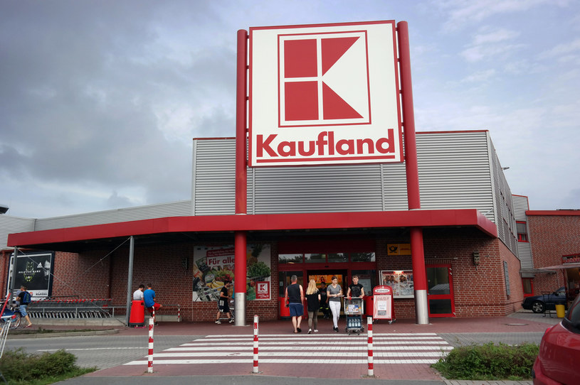 You are currently viewing Kaufland wycofuje z półek toksyczne płyny do spryskiwaczy i odmrażacze do szyb