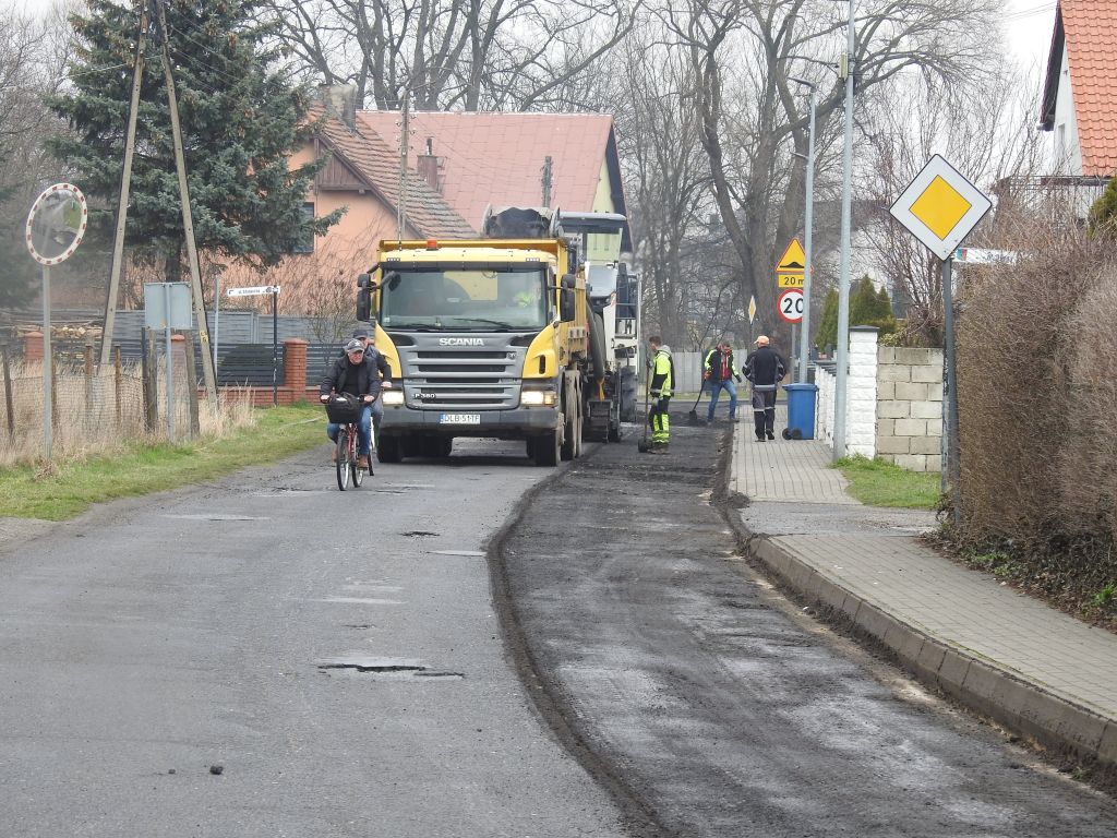 Read more about the article Pieńsk doczekał się modernizacji dróg (VIDEO)
