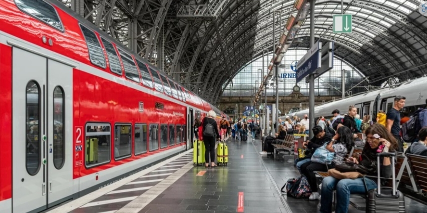 You are currently viewing Strajk sektora transportu publicznego w Niemczech
