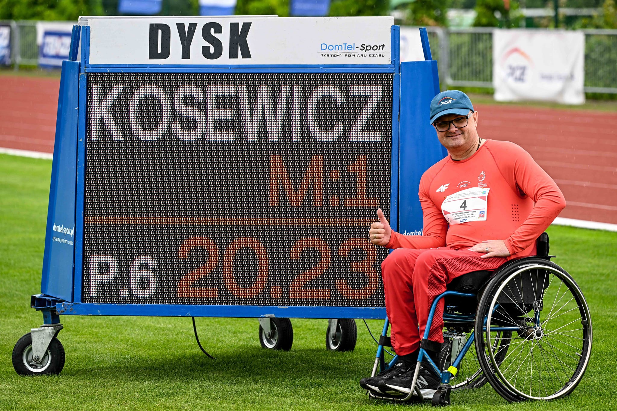 You are currently viewing Piotr Kosewicz mistrzem Polski w rzucie dyskiem