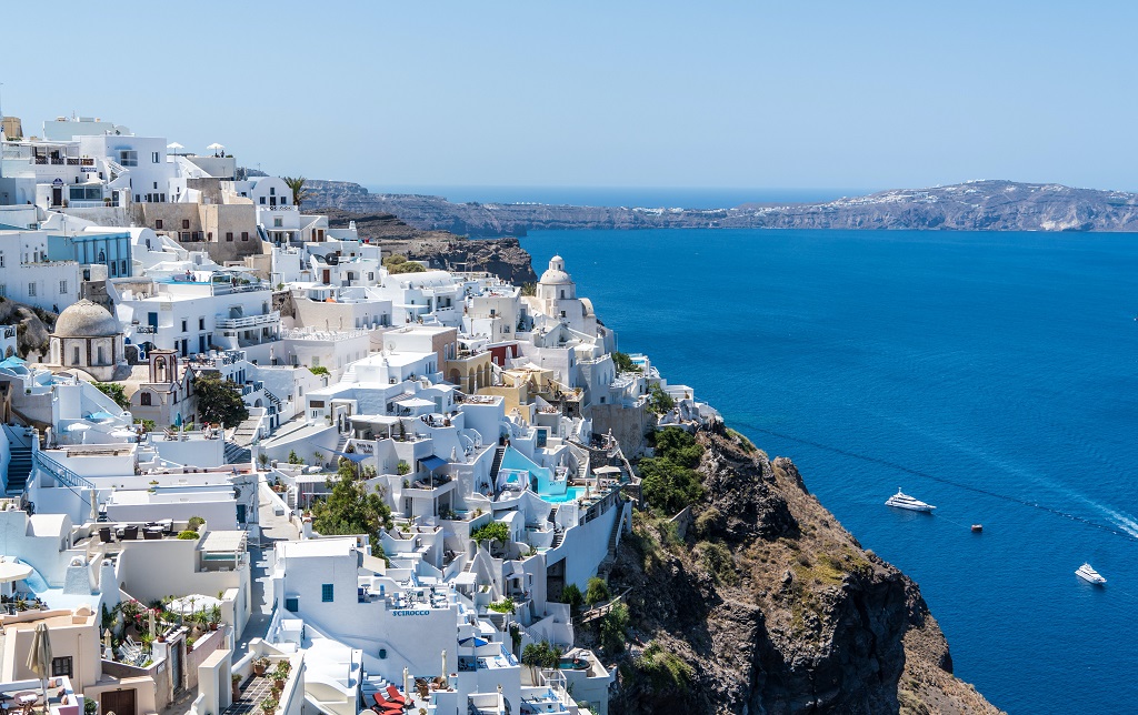 You are currently viewing Dlaczego warto pojechać na wakacje do Grecji?