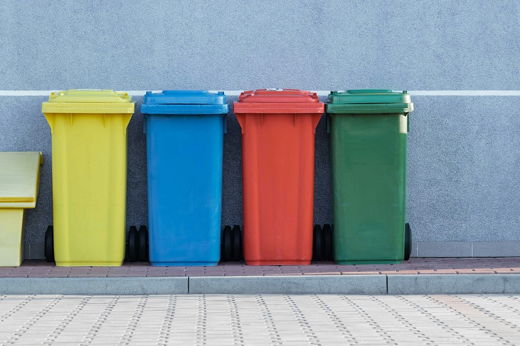 Read more about the article Wiata śmietnikowa – Funkcjonalne schronienie dla Twoich odpadów