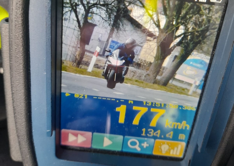 You are currently viewing (Nie)bezpieczeństwo motocyklistów
